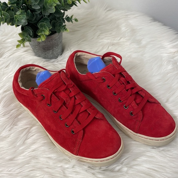 UGG Sneakers - Picture 2 of 6